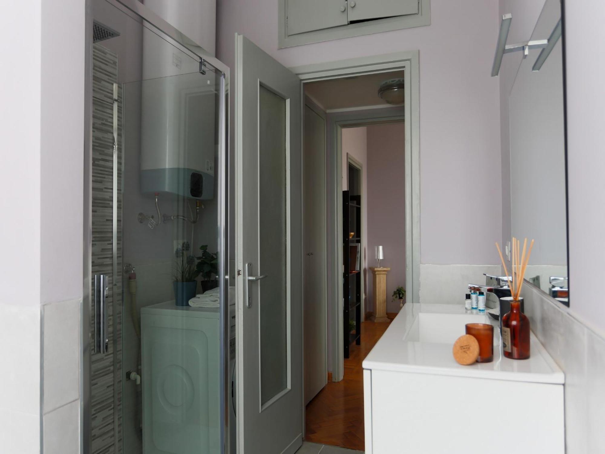 The Best Rent - Spacious One-Bedroom Apartment In Moscova District Milán Exterior foto